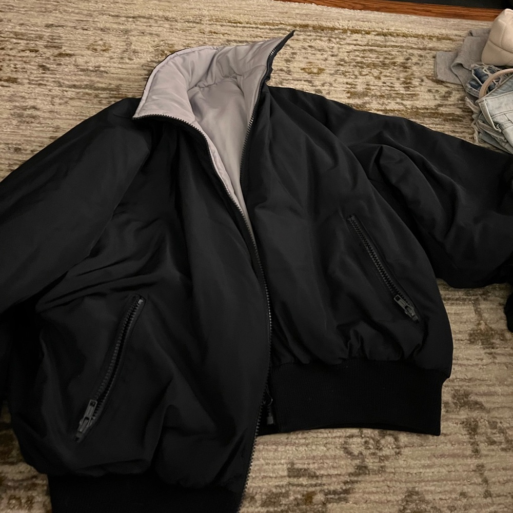 Brandy Melville Reversible Puffer Jacket